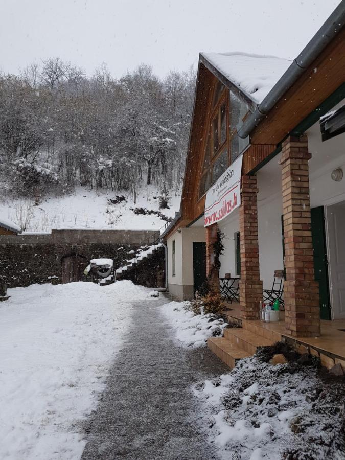 Boroka Vendeghaz Hotel Matrakeresztes Екстериор снимка