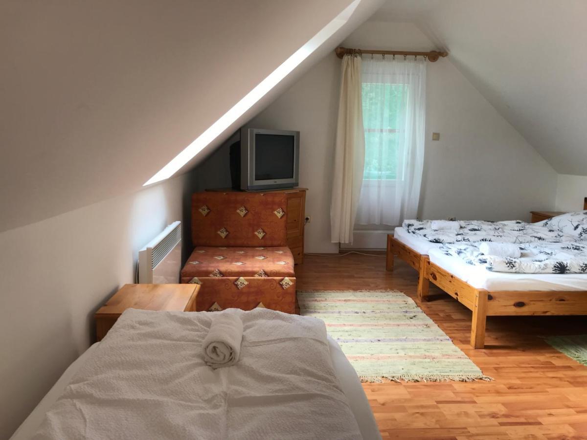 Boroka Vendeghaz Hotel Matrakeresztes Екстериор снимка